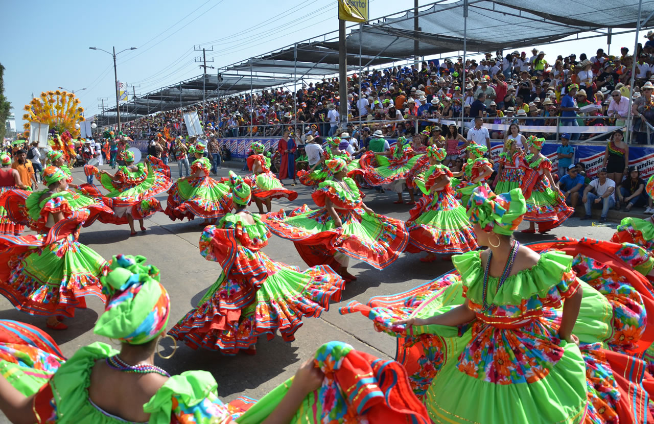 ORDEN DESFILE BATALLA DE FLORES