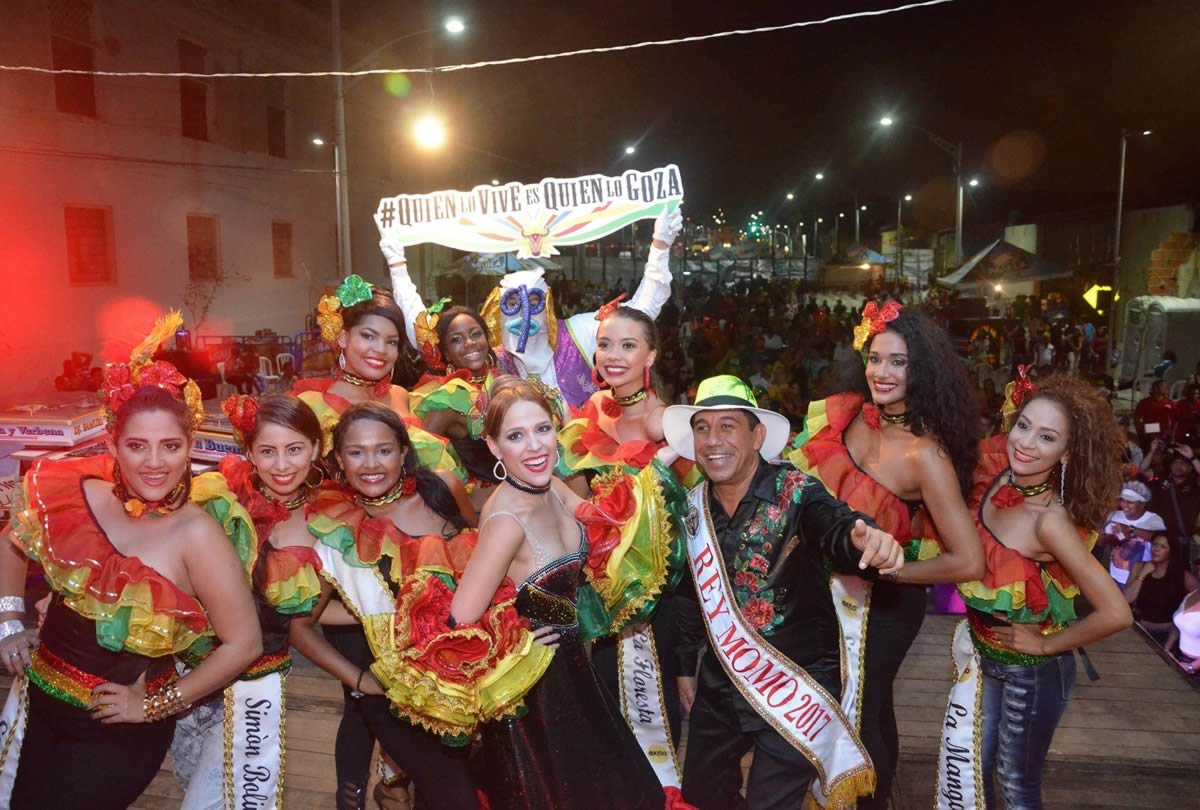 Bailadores de Barranquilla se tomaron la pista de las Verbenas con los Reyes del Carnaval