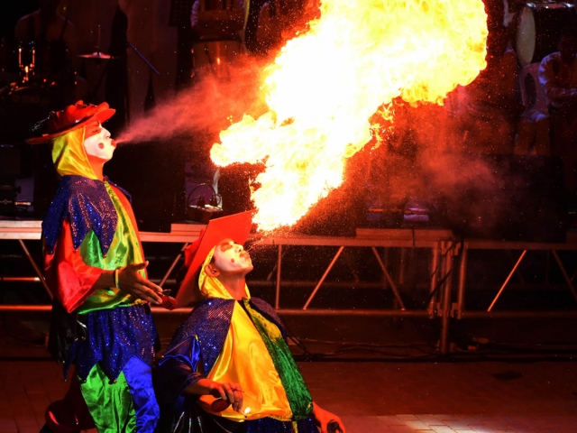 La Danza Diablos Arlequines de Sabanalarga hicieron parte de la muestra folclórica presentada en el Congreso de Anato.