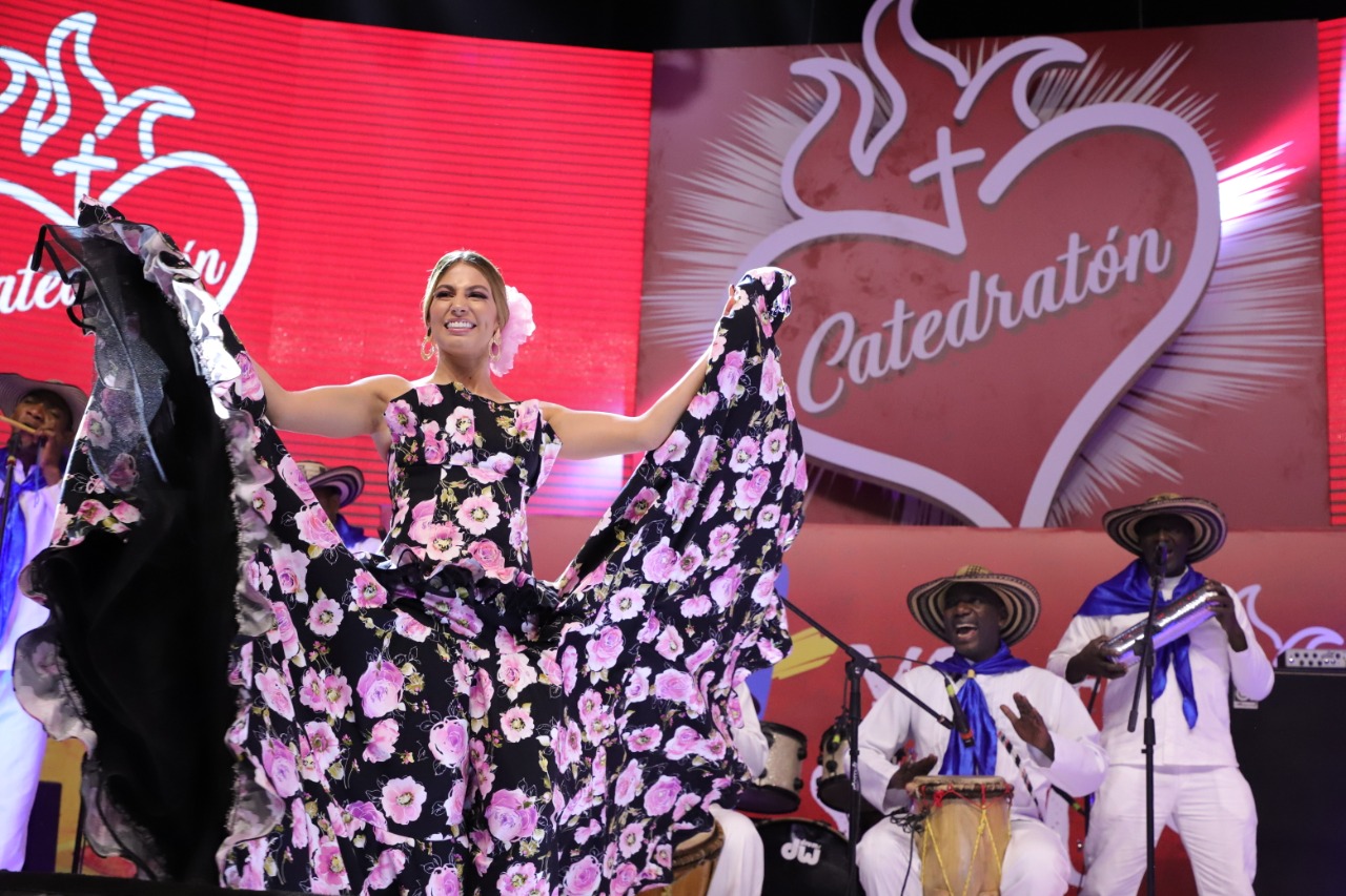 ¡Carnaval de Barranquilla se sumó a la Catedratón 2019 con la Reina Isabella Chams!