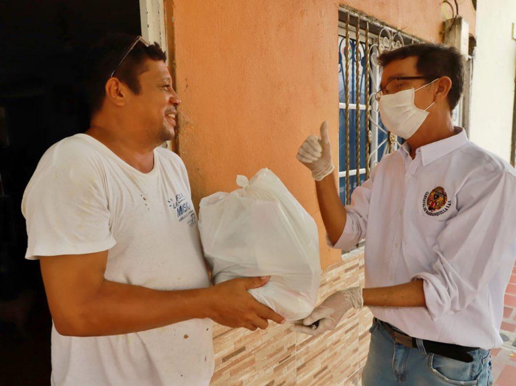 Casa a casa, Carnaval de Barranquilla entrega ayuda a sus hacedores