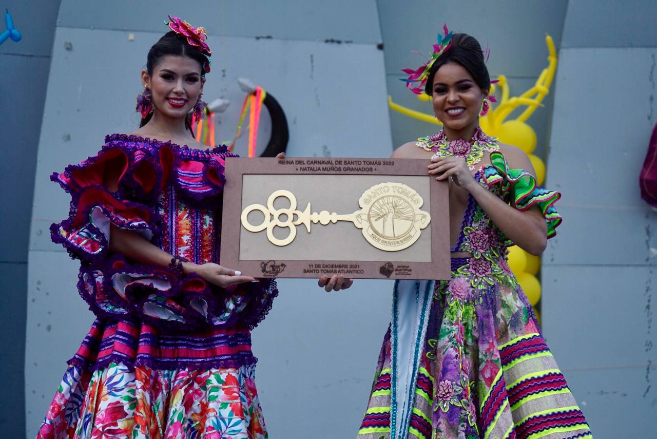 Reina del Carnaval de Barranquilla recibe las llaves del municipio de Santo Tomás
