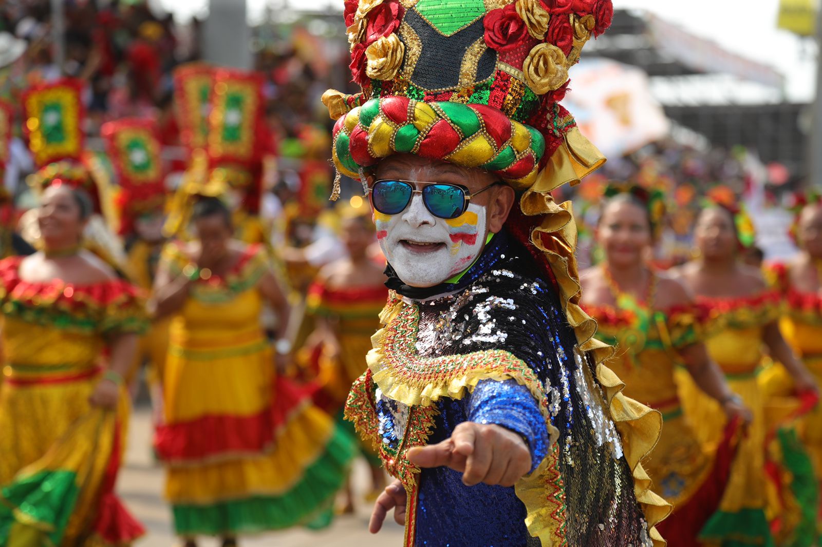 Joyas del Patrimonio Inmaterial llenaron de colorido la Gran Parada deTradición